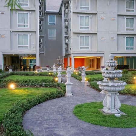 Nantra Chiangmai Riverfront Hotel Chiang Mai Exterior foto