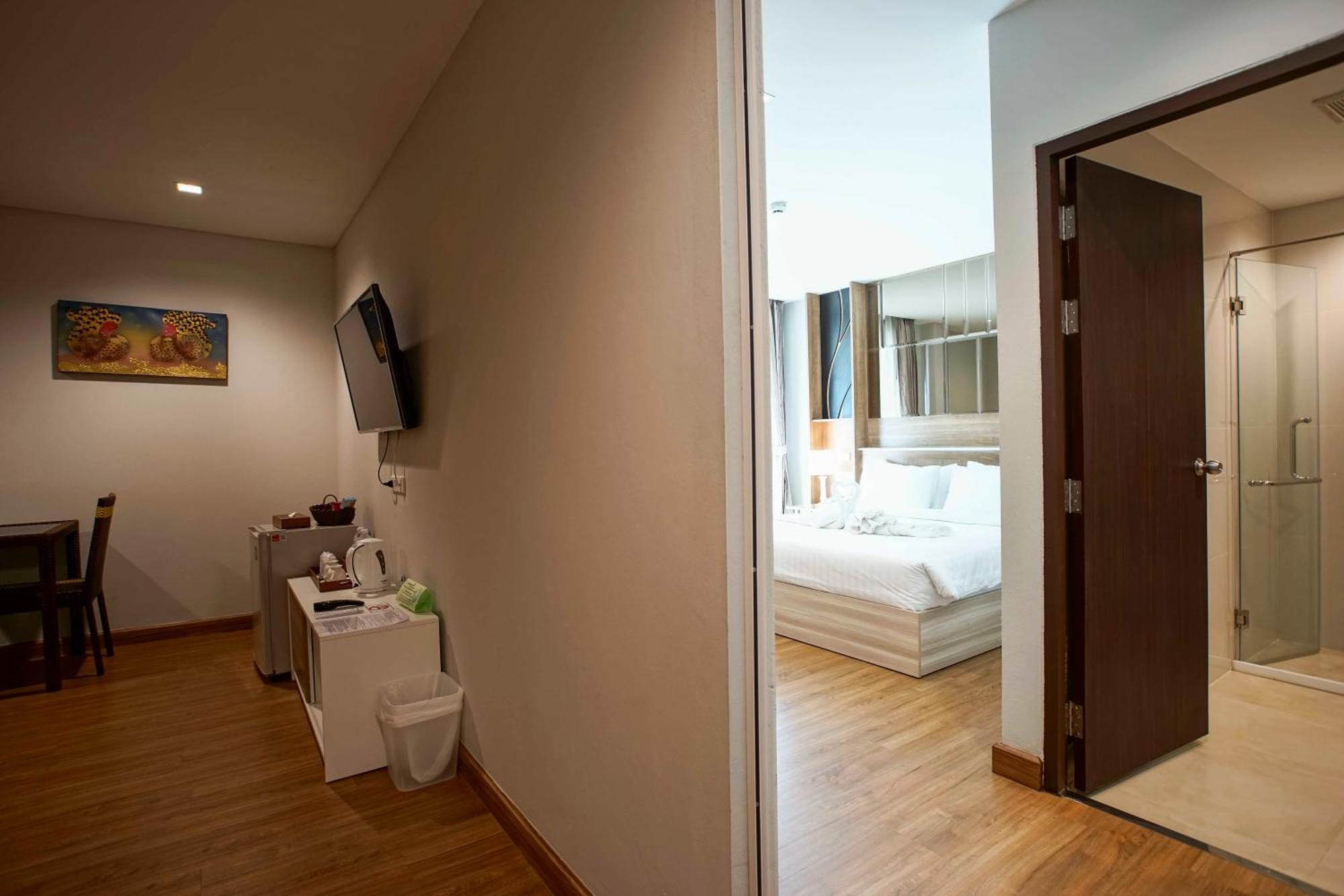 Nantra Chiangmai Riverfront Hotel Chiang Mai Quarto foto