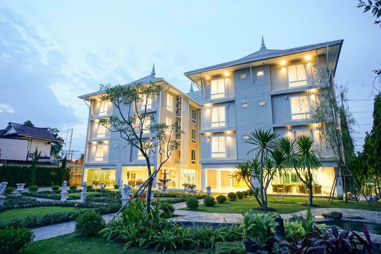 Nantra Chiangmai Riverfront Hotel Chiang Mai Exterior foto